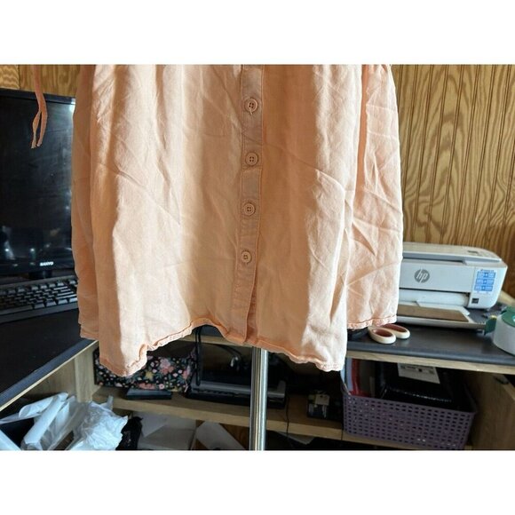 Torrid Women's Plus Size Babydoll Top Melon Peach Solid Button Down Sz 1 (1X) - Picture 2 of 9